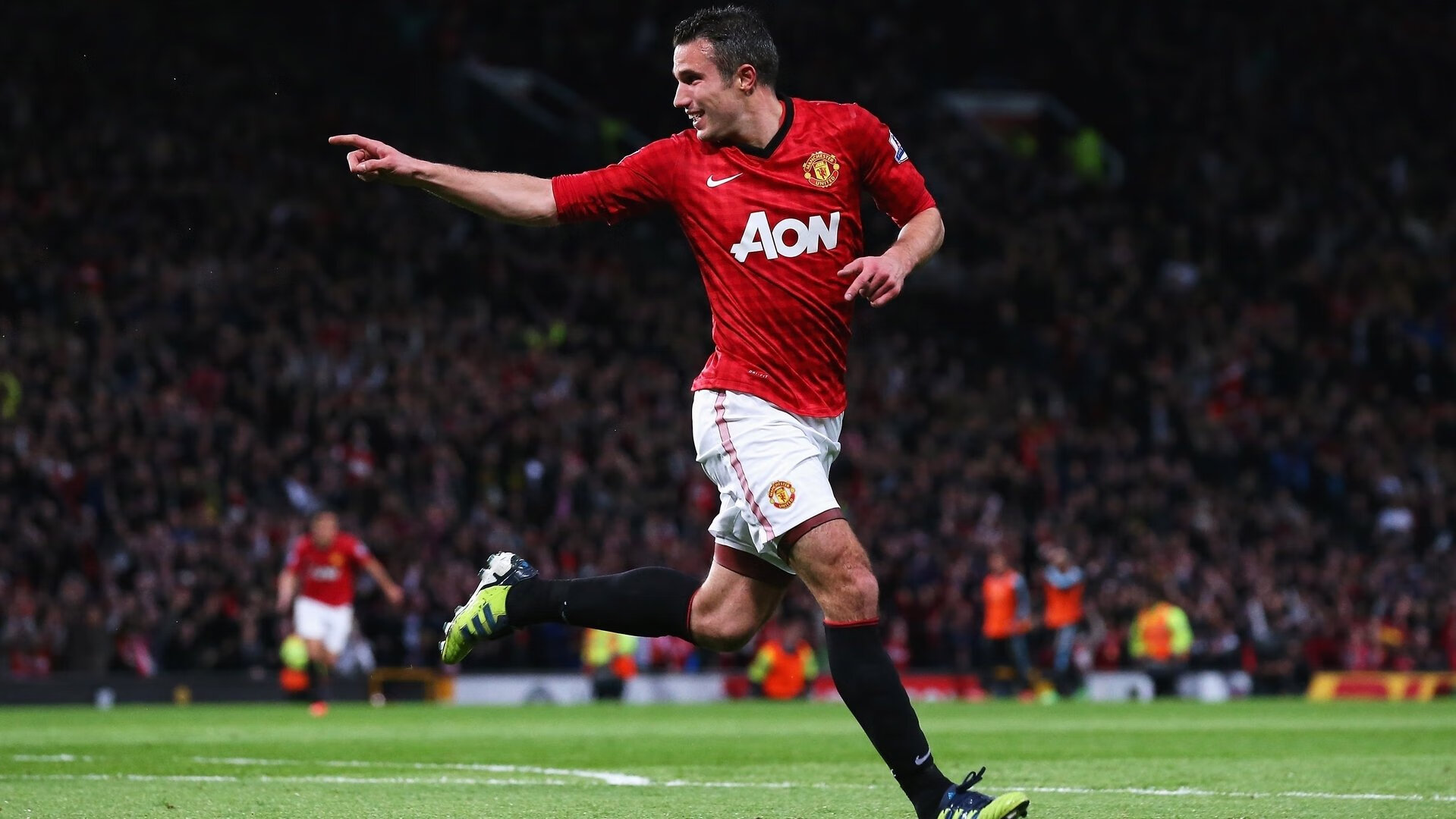 ayx体育下载安装-英超官方宣布将举办更多公益活动，强化企业社会责任，英超球队赞助商一览